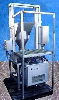 Stainless Steel Twin Head Piston Pump, 18" diameter Infeed hopper - Image 3