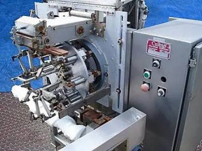 Gilbreth Packaging Systems/Culbro #Tamp-R-Alert, Neck Bander, 220 V, 30" L timing screw, 4" pitch, 28.2 CFM - Image 4