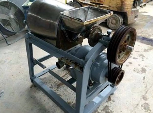 Langsenkamp #144, Stainless Steel Paddle Pulper / Finisher, 1-5/8" shaft diameter - Image 3