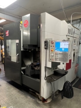 Haas #UMC-750, 30" X, 20" Y, 20" Z, 12000 RPM, 40 automatic tool changer,coolant thru spindle,Renishaw - Image 2