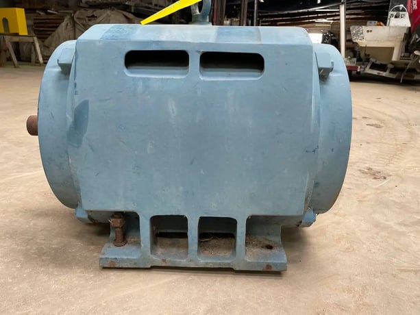 200 HP 3575 RPM Toshiba premium efficiency motor, Frame 444TS, DP, continuous duty, 230/460 Volts - Image 8
