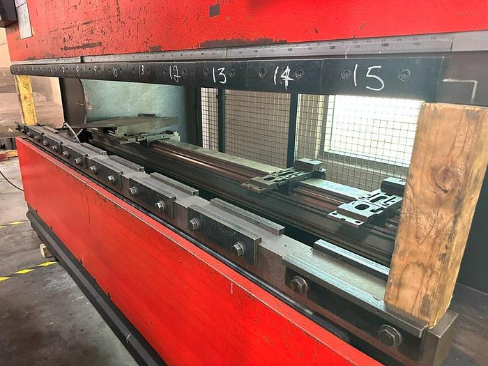 143 Ton, Amada #HFT-1303, CNC press brake, 10' overall, 106" between housing, 7.8" stroke, 18.5" open, foot - Image 2