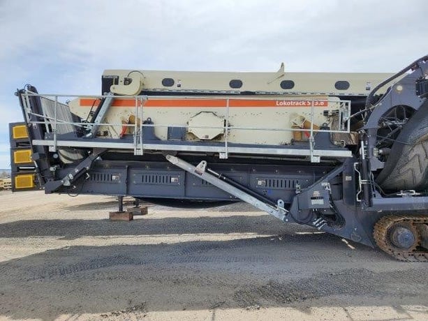 Metso ST3.8, Mobile Screen Plant, 5x18 ft 2-deck inclined screen - Image 3