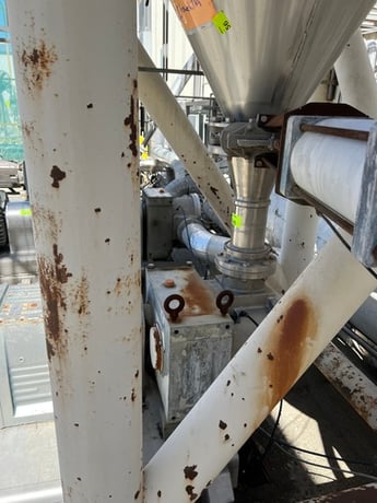 2500 gallon l & a stainles & A Stainless, 304 Stainless Steel tank, 6' dia. x 10' straight side, 5' cone - Image 7