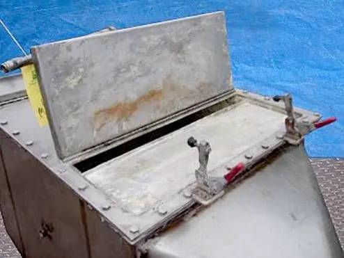 Stainless Steel plate fin heat exchanger, (2) 25" L x 10" W finned inserts, low pressure drops - Image 10