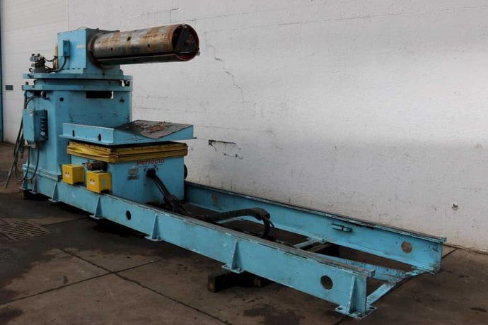 30000 lb. Rowe #RS 30-63, feed line, 60" x .105" stock, 63" W, 80" OD, 15.5"-19.5" ID, 1986 - Image 3