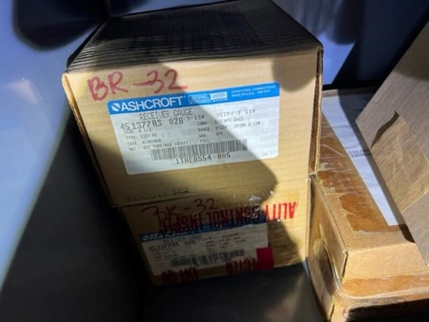 Ashcroft #45-1377AS-02B, Receiver Gauge, 4 1/2" size, 1/4" NPT Back connection - Image 3