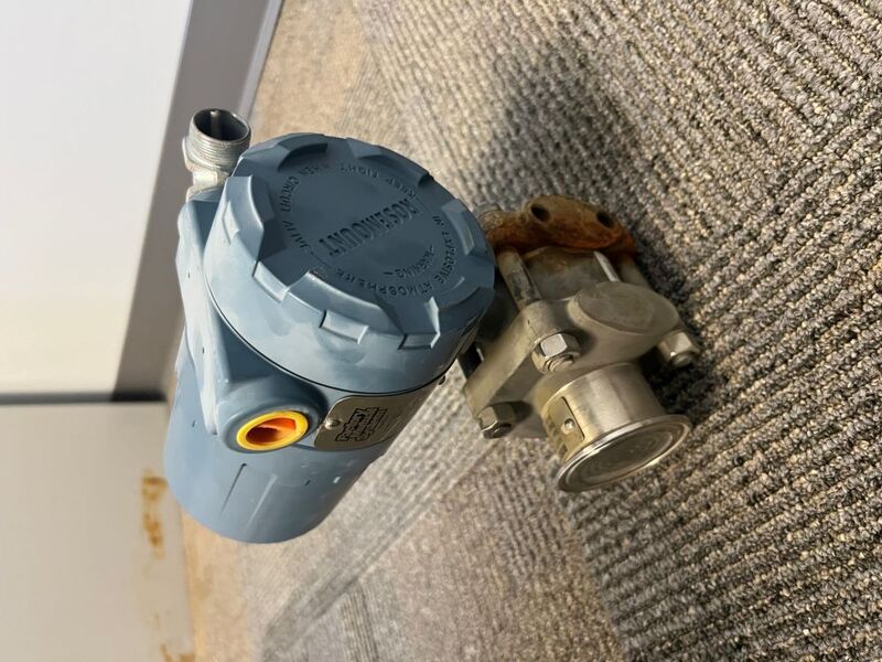 Rosemount #11516GP6S22M4S1, Smart Pressure Transmitter w/ Digital Screen, 0-50 psi cal., 100 psi max w.p. - Image 4