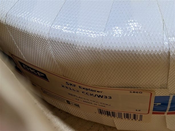 SKF #23152 CCK/W33, spherical roller bearing, 260x440x144mm, new surplus, NIB (2 available) - Image 3