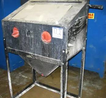 36" x 24" Cyclone, Shot Blast Cabinet, 36" x 24" dims - Image 2
