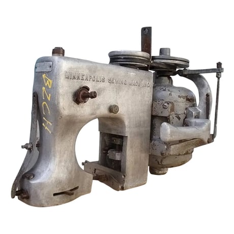 Minneapolis #M100, Bag Sewing Machine, 1/4 HP, 115/230 V, 152 RPM - Image 1