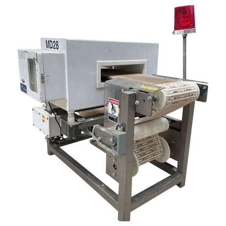 Goring Kerr #DSP-1, Metal Detector with Conveyor System, 8" width x 4" H x 13" L aperture - Image 2