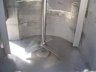 1000 gallon Stainless Steel Mix Tank, 15 HP, 1180 RPM, 168.5 RPM final, 6' L x 5' 3" width x 4' 11" H inside - Image 4