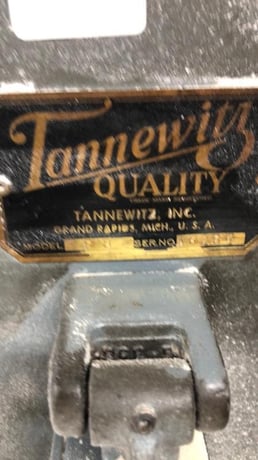 30" x 15" Tannewitz #PH, vertical band saw, 30" wheel diameter, 5 HP, 700 SFPM, 1.25" x 17' blade, S/N 16081 - Image 8