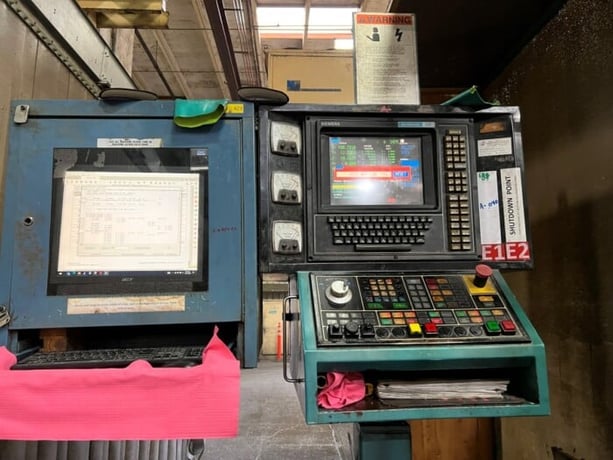 Cincinnati, 3 Spindle 5 Axis Gantry Profiler, 1330" X Travel, 104" Y Travel, 28" Z, 1999 - Image 2
