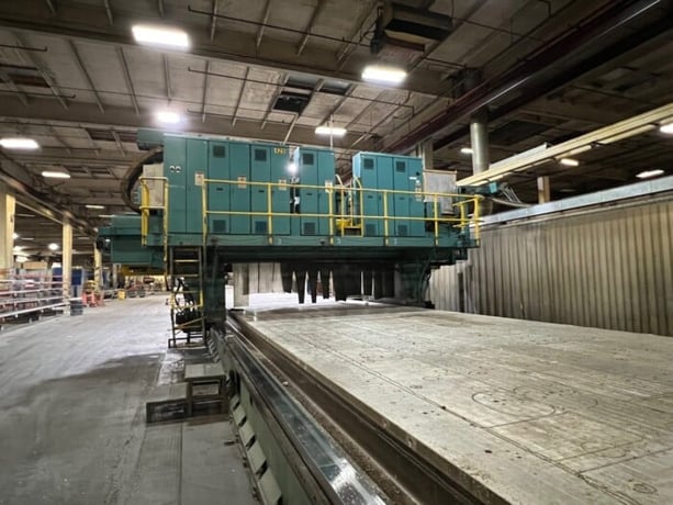 Cincinnati, 3 Spindle 5 Axis Gantry Profiler, 1330" X Travel, 104" Y Travel, 28" Z, 1999 - Image 4