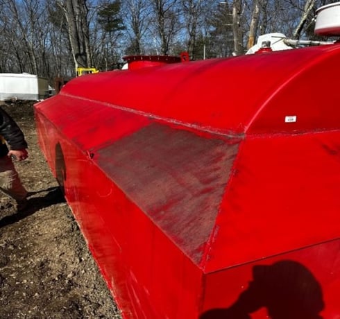 3000 gallon Above ground storage tank w/ Dike, 18' L x 5' 4" W x 5' 4" H - Image 2