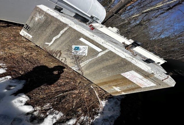 2000 gallon Convault, 11' L x 5' 9" W x 4' 4" H - Image 2