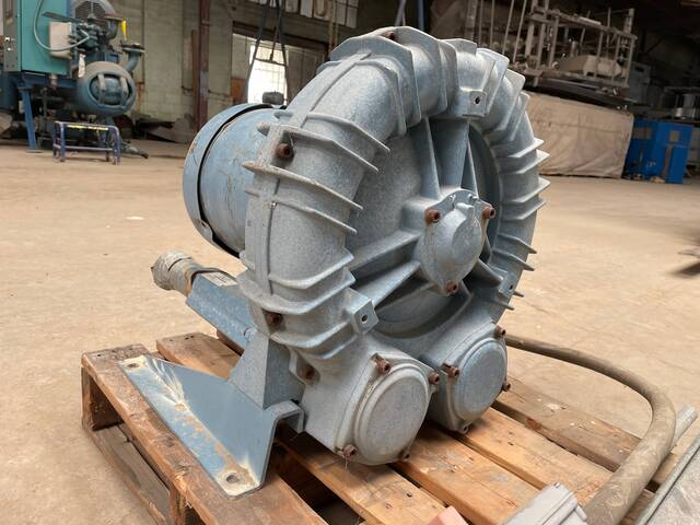 200 psi, Ametek #DR833, Regenerative Blower, 5 HP, 3450 RPM, 200 psi @ 40 deg. - Image 8