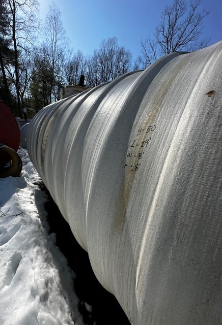 7000 gallon Underground storage tank, 19' L x 8' W x 8' H - Image 3