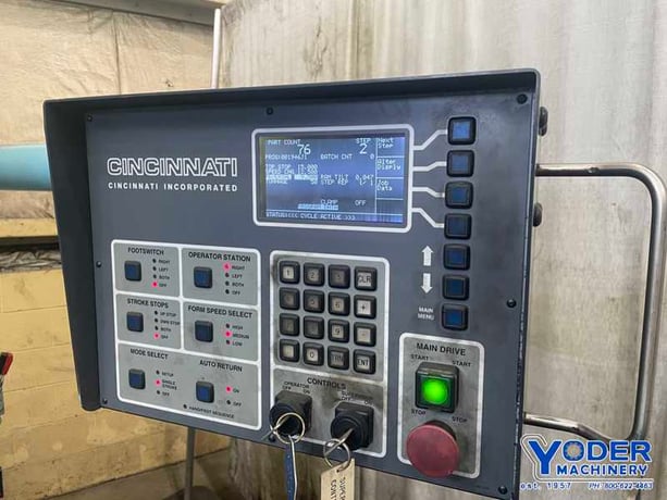 90 Ton, Cincinnati #90CBIIX6, hydraulic press brake, 8' overall, 78" between housing, 8" stroke, 15" open - Image 7