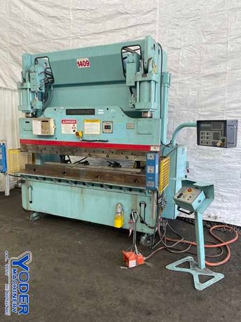 90 Ton, Cincinnati #90CBIIX6, hydraulic press brake, 8' overall, 78" between housing, 8" stroke, 15" open - Image 1