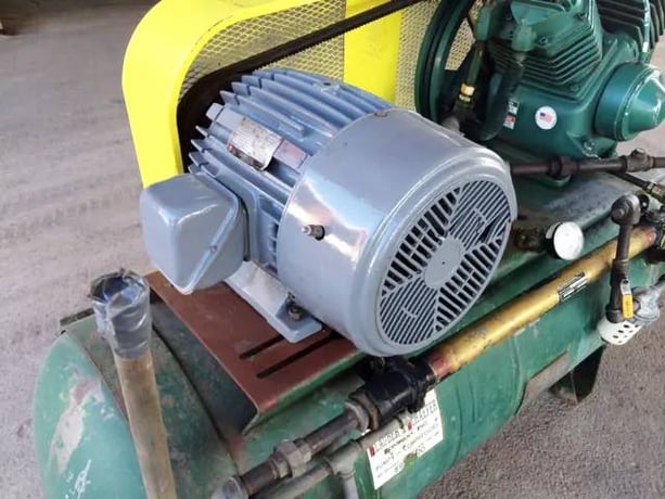 15 HP Champion #Centurion II, 2 Stage Air Compressor, 49 cfm, 175 psi, 120 gallon tank, 1745 RPM, 230/460 V - Image 7