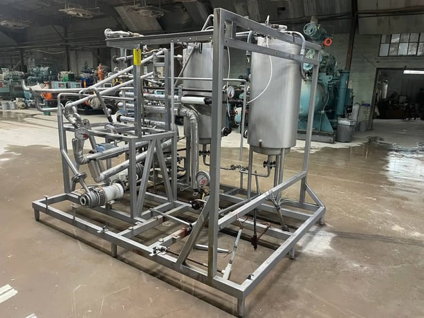 Hebeler Corp, Essence Recovery Skid With Storage Tanks and Pumps, 60 psig @ 100 F, 1994 - Image 9