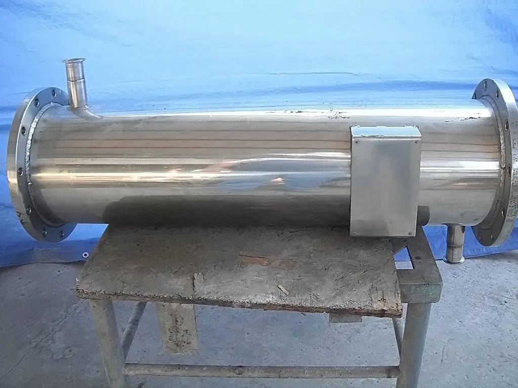 Rossi & Catelli, 25 gallon, Vacuum Chamber, 42 psi, 1" diameter w/ 4-1/2" diameter Flange inlet - Image 5