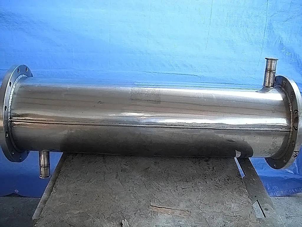 Rossi & Catelli, 25 gallon, Vacuum Chamber, 42 psi, 1" diameter w/ 4-1/2" diameter Flange inlet - Image 9