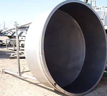 750 gallon Stainless Steel Cone Bottom Tank, 9" L x 6-1/2" width outlet - Image 6