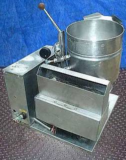 5 gallon Groen #TDH/20, Gas-Fired Jacketed Kettle, 50 psi @ 300 F, 0.92 HP boiler, 31000 BTU/hr., 1-1/4" - Image 4