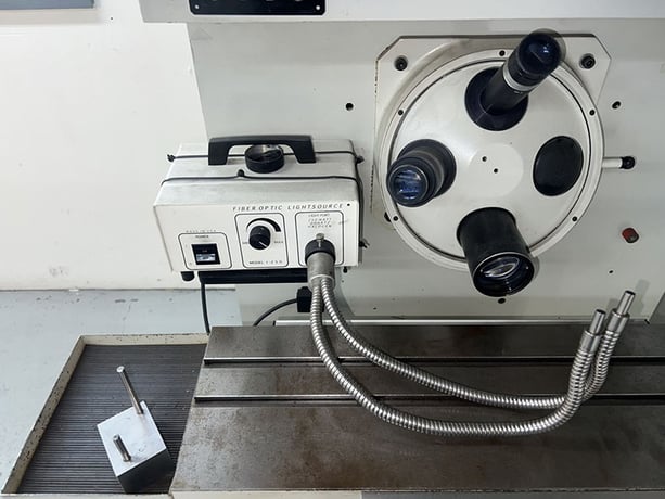 21" Gage Master #Series-89, 4-pos. lens turret optical comparator, 10X/20X/50X lenses, fiber optic surf. - Image 6