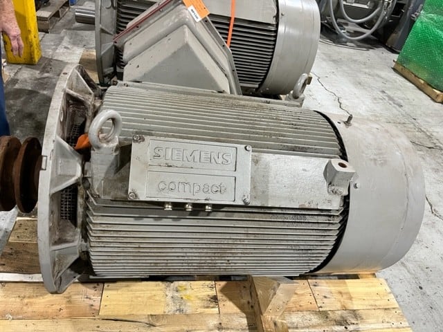 350 HP 1777 RPM Siemens 1LL3 312-4HF91-Z, TEFC, 4160 Volts, Atlas Copco 1080-2944-84 - Image 2