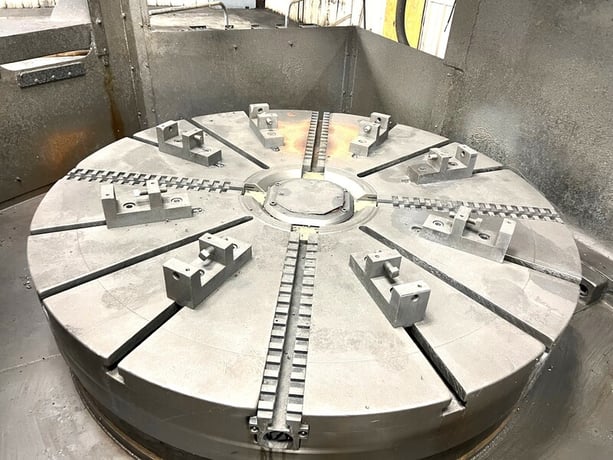 Froriep #KE-16-Super, 4-Axis CNC vertical boring mill w/ram & turret head, Fanuc 18TT, 71" swg, 63" chk, 2006 - Image 2