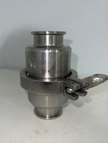 1-1/2" Tri-Clamp, 316L Stainless Steel check valve, (2 available) - Image 1