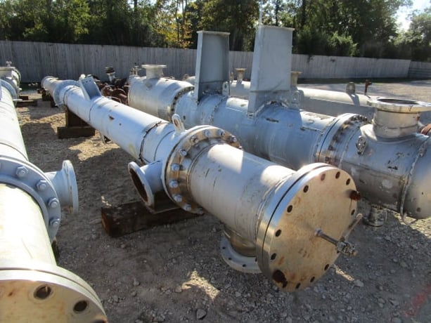 560 sq.ft., 123 psi shell, 123 psi, Gaspar, Carbon Steel Vertical Exchanger, 18" diameter x 16' 0" F/F, 2005 - Image 8