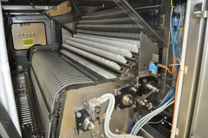 Cleaning Machine, Steriline #VQ1F44, Libra sterilization tunnel, 35000 vial/hr, 3 or 4 ml vial, 1995, S42848 - Image 3