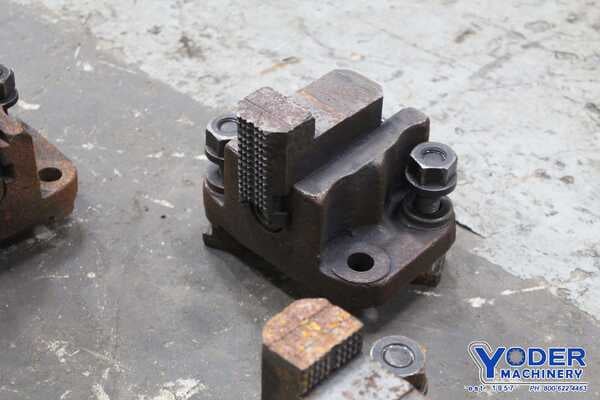 5" x 2" 4-Jaw chuck, 2" travel, 5-1/2" hole center, #72354 - Image 9