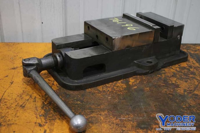 Kurt #D688 Angleloc machine vise, plain style, 6" x 8.8" x 1.735" jaw, #76196 - Image 3