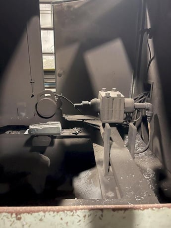 Eagle automated saw and knockout system, s/n 05027, with enclosure with light curtain, 2005 - Image 1