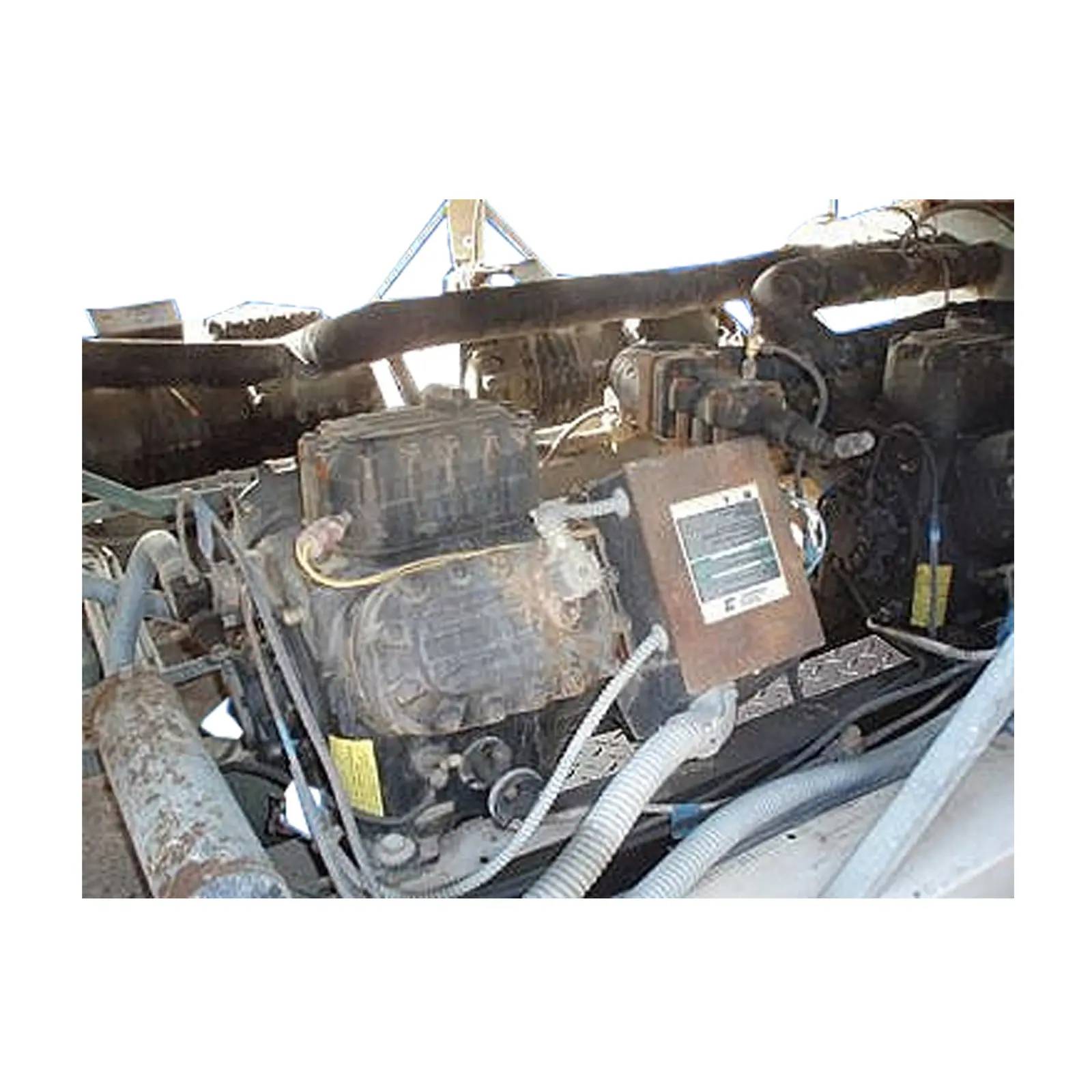 125 Ton, Snyder General ALRC125C, Air cooled Chiller, (4) 35 HP Compressors, (12) Cond. Fan Motor. 1 HP, 1990 - Image 3