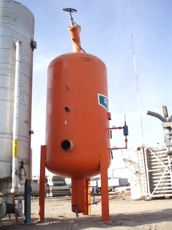 1165 gallon Refrigeration Valves and Systems Corp., Oil Scrubber Tank, 60" diameter x 7' 2" L Tank, 1995 - Image 7