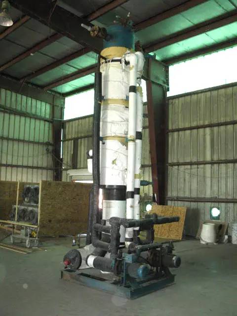 222 gallons, RVS, Recirculating System, 24" diameter x 10' 5" H tank, 20 GPM pump, 2/3 HP motors, 1999 - Image 8
