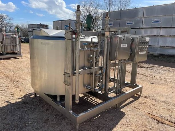 300 gallon Waukesha Cherry Burrell, Process Mixing Agitator Tank Package, 300 GPM, 100 psi, 1997 - Image 4