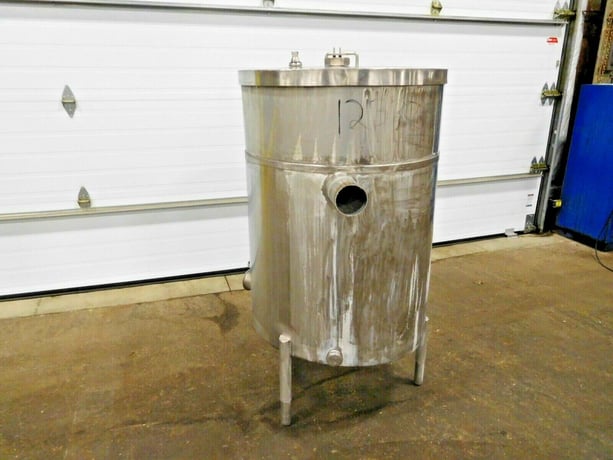 150 gallon Stainless Steel storage tank with Tri-Flo valve, 46" D x 31" W, slanted bottom - Image 2