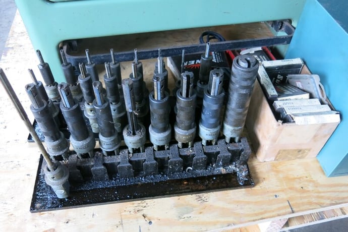 Sunnen #MBB-1660, honing machine, misc mandrels & stones, S/N 87125 - Image 3