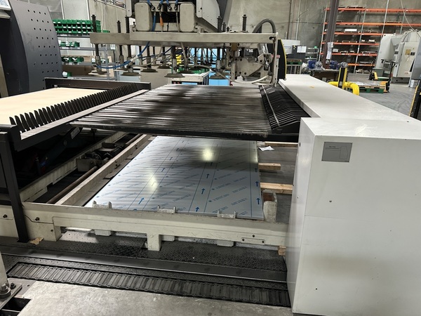 Lvd #Axel-3015L, 4000 watt, 60" x120" sheet, 124" X, 62" Y, 3" Z, 2004 - Image 5