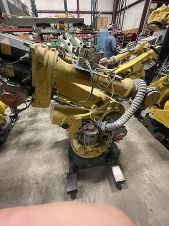 Fanuc, R-2000iB/165F, 6-Axis robot, R-30iB controller & Vision, 165 Kg, 2655mm reach, 2013, #104998 - Image 1