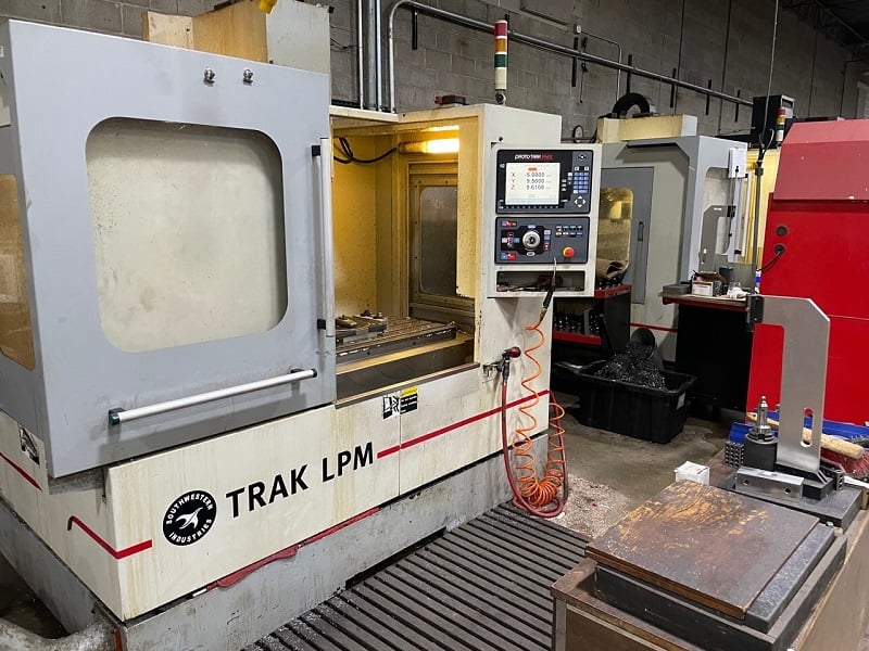Southwestern Industries #Trak-LPM, 16 automatic tool changer, 31" X, 18.5" Y, 21" Z, 8000 RPM, #40, 15 HP - Image 8
